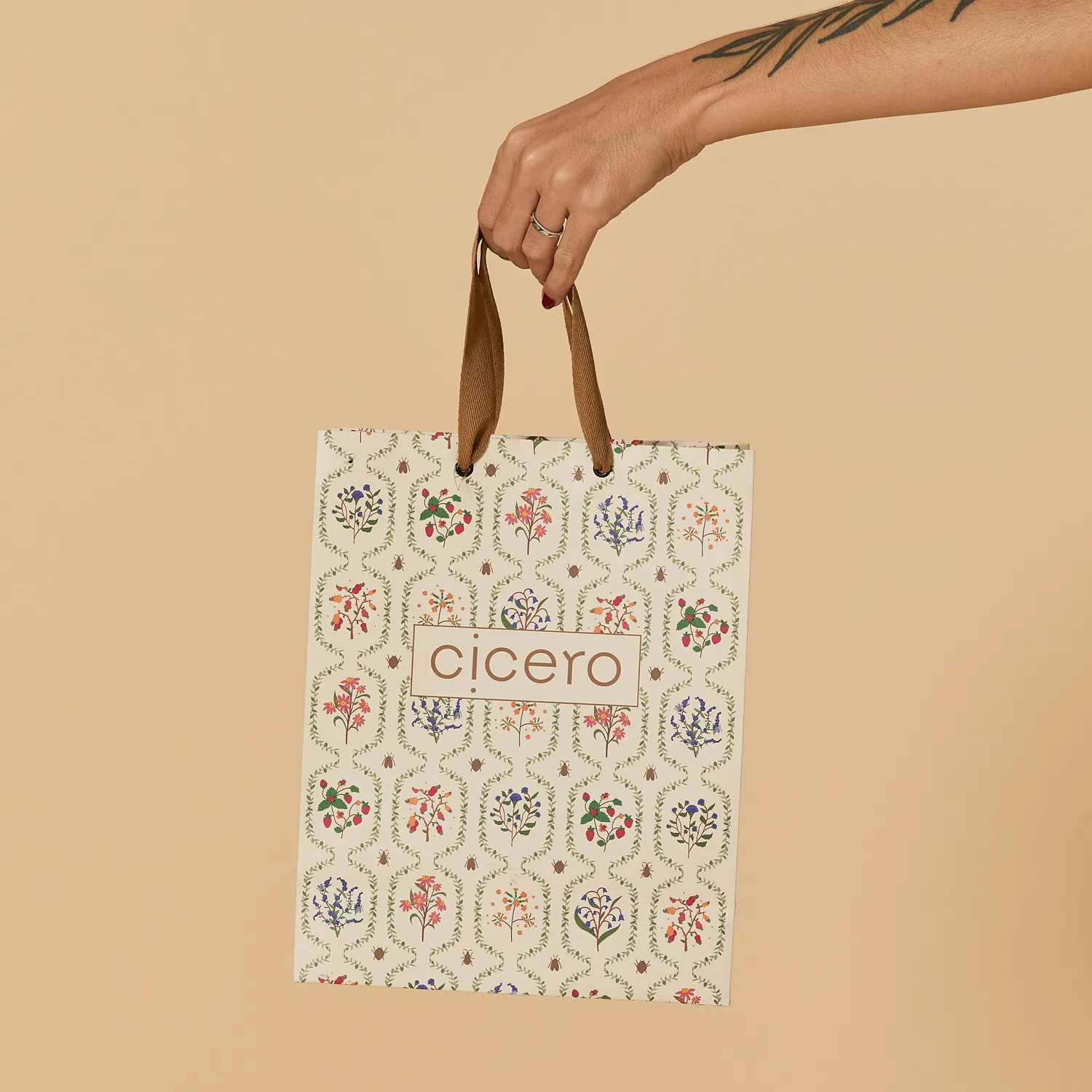 Sacola De Presente P Cicero Jardim Off White
